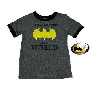 NWT Batman Crewneck Tee T Shirt Dark Heather Gray Black Boys' Size 2T Toddler